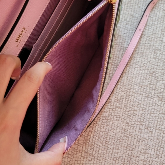 Versace La Medusa Two-Tone Leather Crossbody Bag NWT - Picture 13 of 15